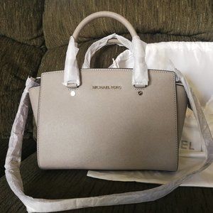 NWT Michael Kors Selma Medium Satchel Pearl Gray